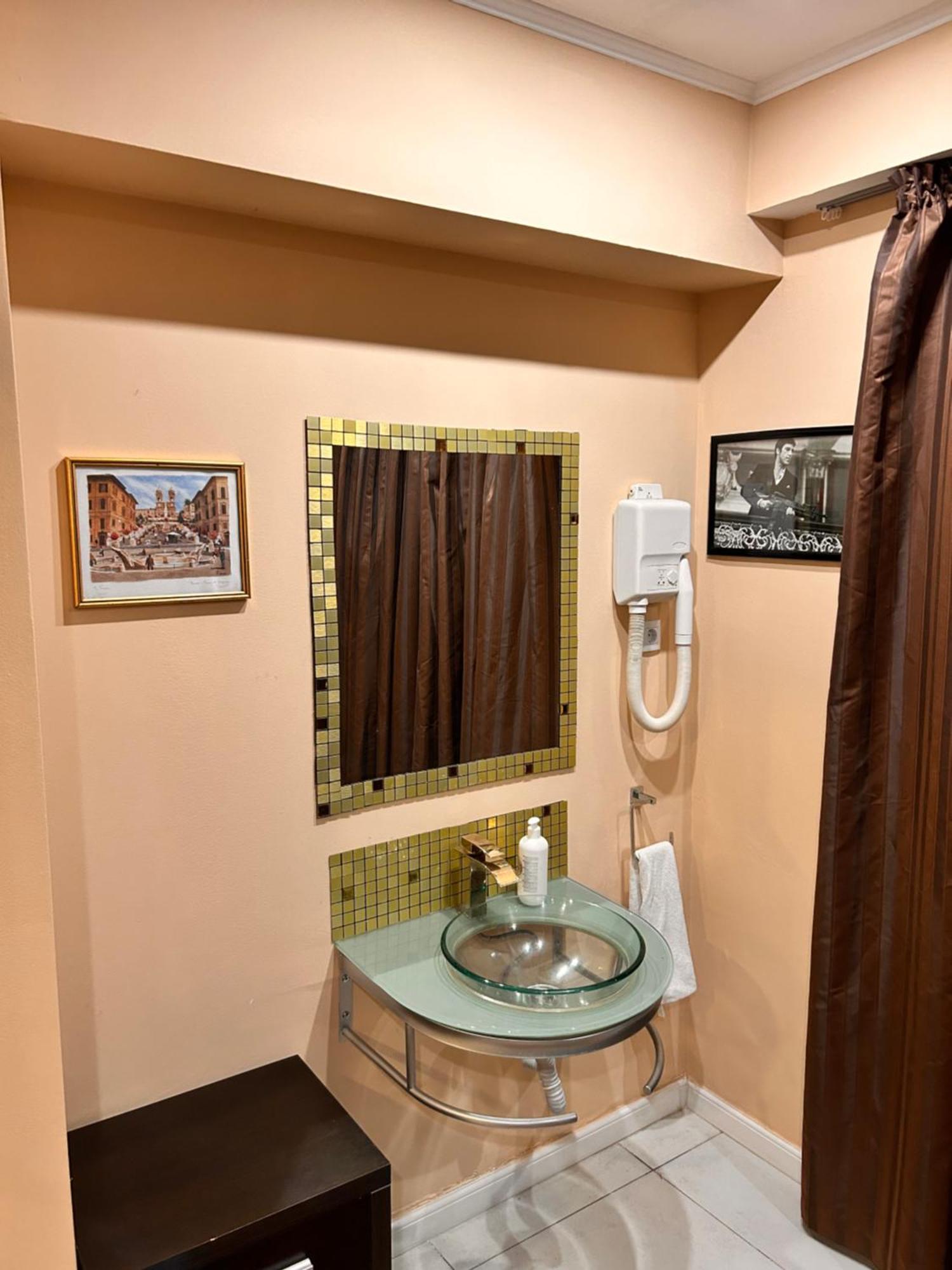 Persepolis Apartment บูคาเรสต์ ภายนอก รูปภาพ